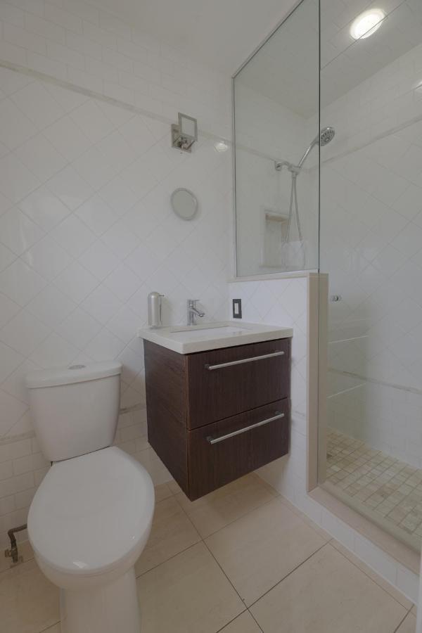 Ikonstay Accord Master With Privat Bath Toronto Exterior photo